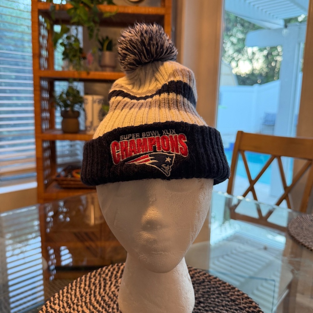 New Era New England Patriots Super Bowl XLIX Champions Pom Beanie Hat Navy